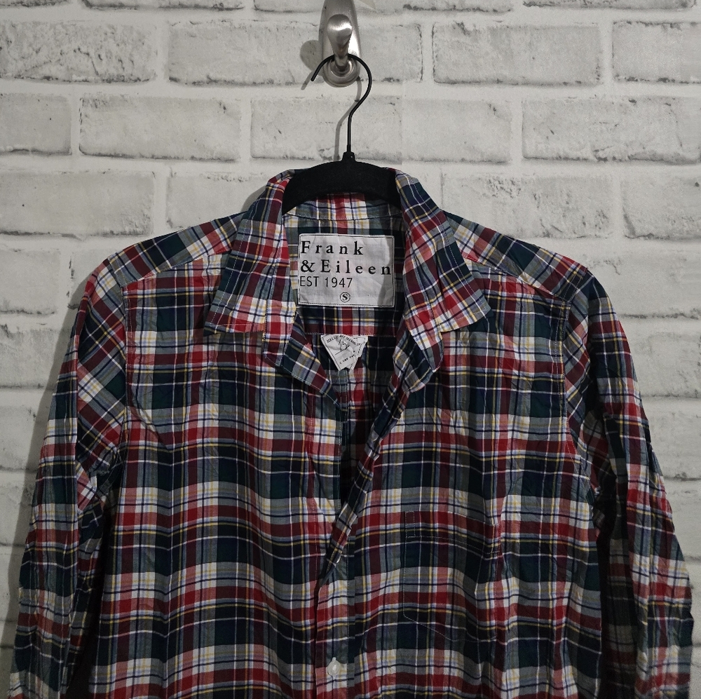 Frank & Eileen Barry Plaid Shirt - Red/Green/Blue‎ Plaid Size S - Picture 4 of 7